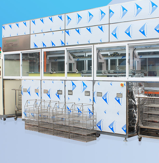 伴隨著清洗領(lǐng)域的飛速發(fā)展，愈來愈多的公司進行應用超聲波清洗設(shè)備，但鑒于對清洗方式的認識不夠，造成清洗實際效果不理想化，一般工業(yè)超聲波清洗設(shè)備具備高清洗洗物品的功效，有一些繁雜零件，不容易清洗燃料油、重銅和金屬鋁、光學鏡片等不一樣產(chǎn)品工件，必